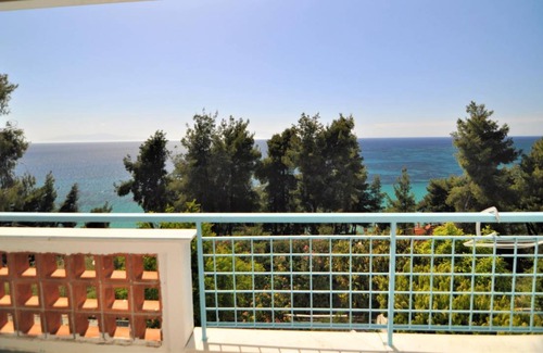 Siviri House | 118 m² House ∙ 4 bedrooms ∙ 9 guests