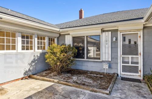 Ocean Cay House | 1180 S Fletcher Ave