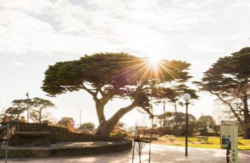 Mornington Apartment | 11ESP · What a spot! Perfect for that Mornington Getaway!