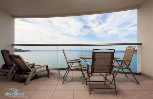 San Carlos Apartment | 11th Floor Ocean View Playa Blanca Condo