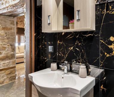 Heraklion Apartment | 12 Anassa Luxury Group Apartment