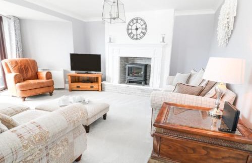 Looe House | 12 Claremont Falls