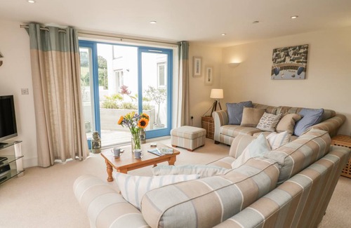 Kingsbridge Cottage | 12 Crabshell Heights