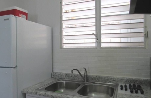 Santurce House | 12 Guest Duplex w Free Parking next to Ocean Park