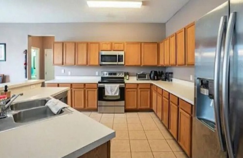 Briargrove House | 12 mi from Disneyland