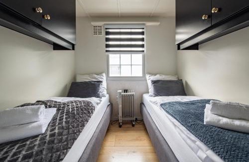 Oisterwijk Ski Chalet | 12, Nature, AC, Serenity, Cycling, Hiking & Terraces!