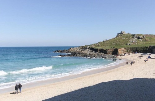 St Ives House | 12 Piazza - Two Bedroom House, Sleeps 6