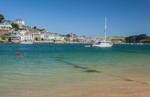Salcombe House | 12 Robinsons Row