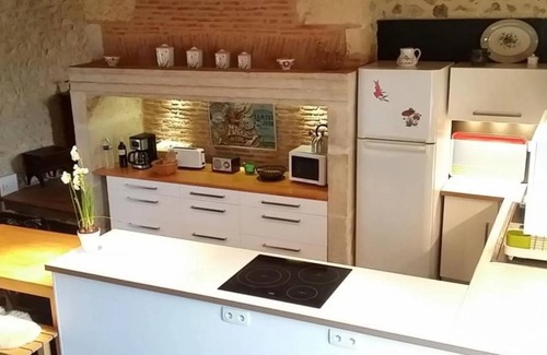 Saint-Pierre-de-Chignac House | 120 m² House ∙ 2 bedrooms ∙ 5 guests