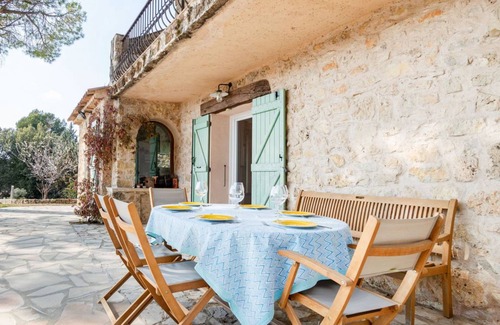 Tourtour Other | 120 m² Accommodation ∙ 4 bedrooms ∙ 6 guests