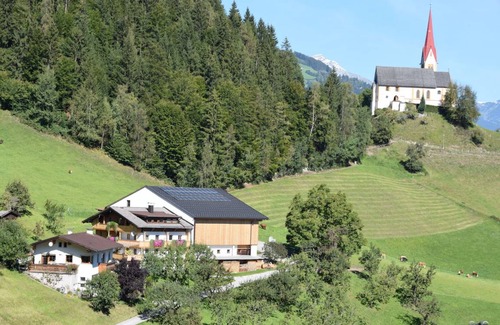 Fuegenberg Apartment | 120 m² Apartment ∙ 4 bedrooms ∙ 8 guests