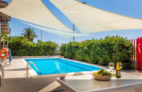 Avola Apartment | 120 m² Apartment ∙ 3 bedrooms ∙ 6 guests