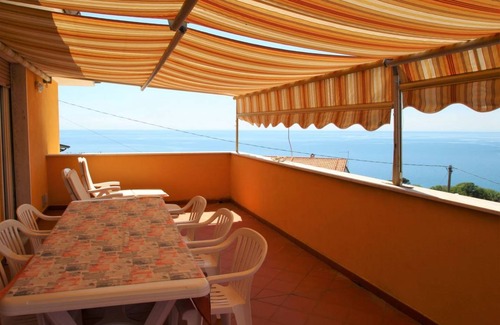 Moneglia Apartment | 120 m² Apartment ∙ 3 bedrooms ∙ 6 guests
