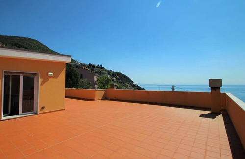Moneglia Apartment | 120 m² Apartment ∙ 3 bedrooms ∙ 6 guests