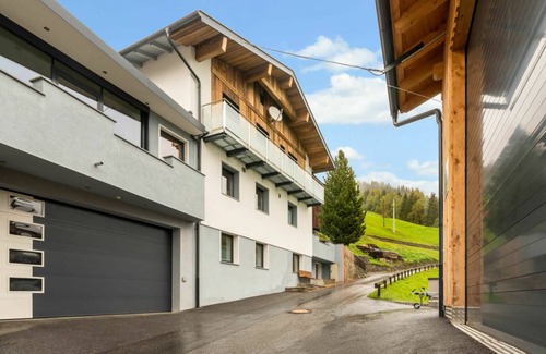 Kappl Apartment | 120 m² Apartment ∙ 4 bedrooms ∙ 12 guests