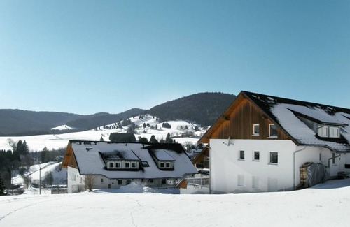 Bernau Apartment | 120 m² Apartment ∙ 4 bedrooms ∙ 8 guests