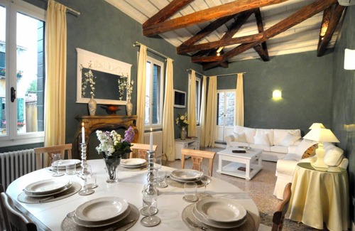 Dorsoduro Apartment | 120 m² Apartment ∙ 2 bedrooms ∙ 5 guests