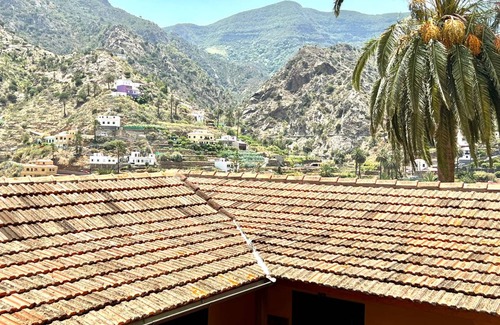 Vallehermoso Cottage | 120 m² Cottage ∙ 2 bedrooms ∙ 4 guests