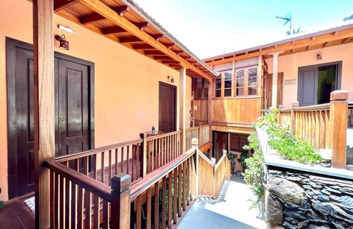 Vallehermoso Cottage | 120 m² Cottage ∙ 2 bedrooms ∙ 4 guests