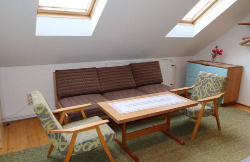 Strmilov House | 120 m² House ∙ 3 bedrooms ∙ 8 guests