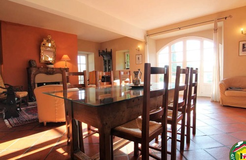 Polignac House | 120 m² House ∙ 3 bedrooms ∙ 6 guests