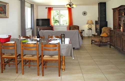 Valreas House | 120 m² House ∙ 3 bedrooms ∙ 6 guests