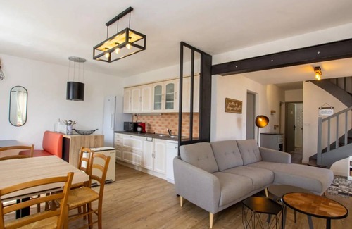Rampieux House | 120 m² House ∙ 5 bedrooms ∙ 10 guests