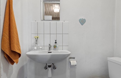Torup Strand House | 120 m² House ∙ 5 bedrooms ∙ 9 guests