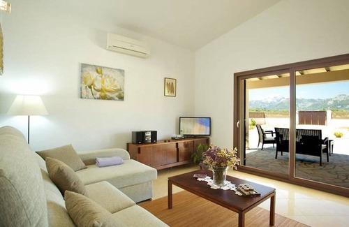Campanet Villa | 120 m² Villa ∙ 3 bedrooms ∙ 6 guests