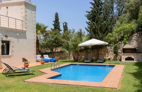 Vryses Villa | 120 m² Villa ∙ 3 bedrooms ∙ 6 guests