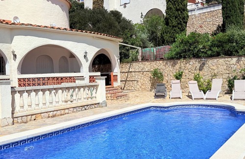 El Mas Fumats Villa | 120 m² Villa ∙ 3 bedrooms ∙ 4 guests