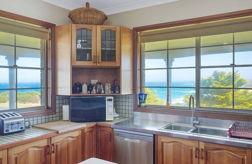 Dalmeny House | 120 Ocean Parade Dalmeny