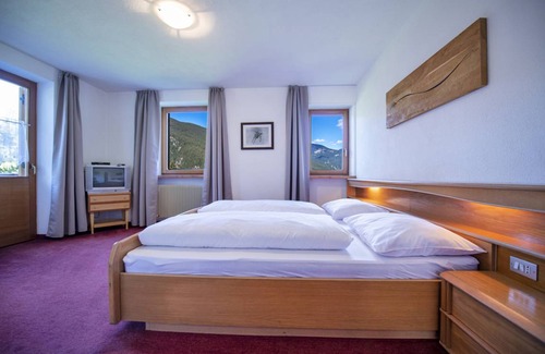 Castelrotto Apartment | 122 m² Apartment ∙ 3 bedrooms ∙ 6 guests