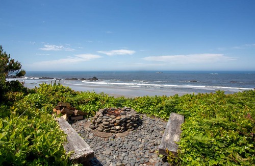 Seal Rock House | 123 m² House ∙ 3 bedrooms ∙ 6 guests