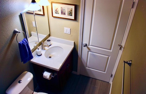 San Bruno Apartment | #123 Park Plaza NEW! 20% Discount 5 min from SFO, BART, Train