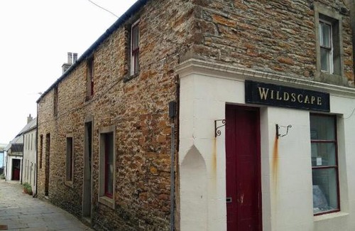 Stromness Apartment | 124-In The Heart of Stromness