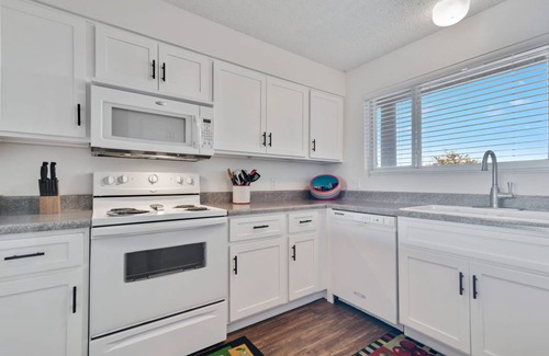 Ono Island Condo | 124 m² Condo ∙ 2 bedrooms ∙ 7 guests