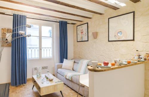 Enfants-Rouges Apartment | 124a LE MARAIS - RICHARD LENOIR working & living