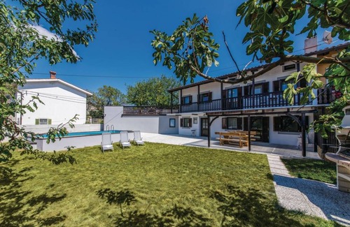 Miren-Kostanjevica Villa | 127 m² Villa ∙ 3 bedrooms ∙ 9 guests