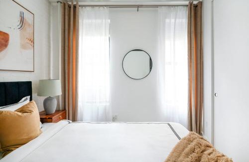 Upper East Side Apartment | 1290-6 Newly Renovated 2 Bedrooms in UES