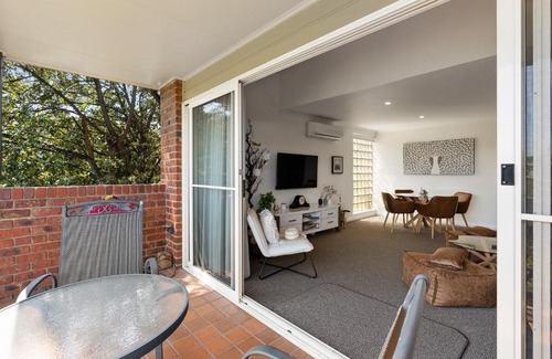 Encounter Bay House | 13 47-48 Franklin Pde - Linen Included - Waterfront