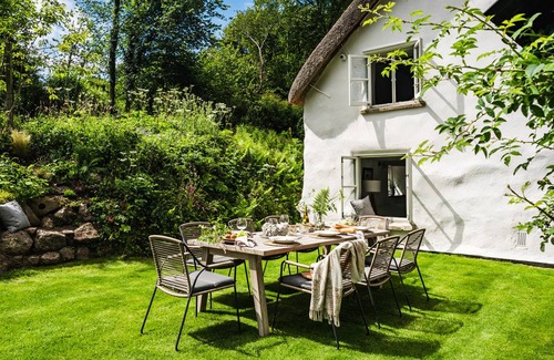 Heligan House | 13 m² House ∙ 4 bedrooms ∙ 7 guests