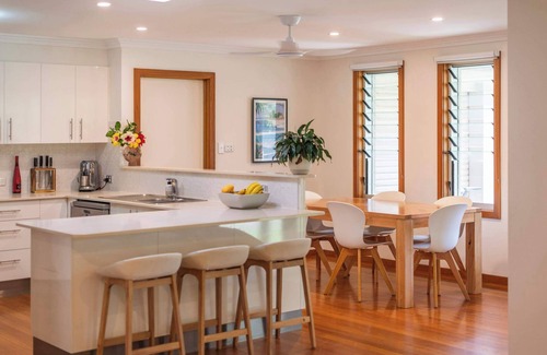 Yamba House | 13 William - Oceanstays - Pet Friendly