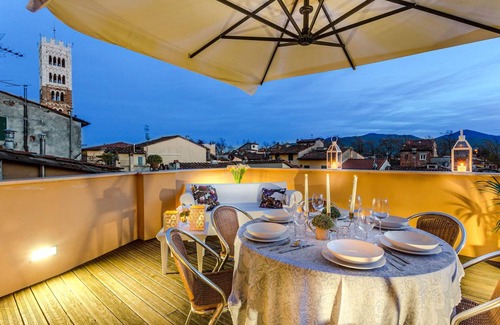 Lucca Historical Center Apartment | 130 m² Apartment ∙ 2 bedrooms ∙ 3 guests