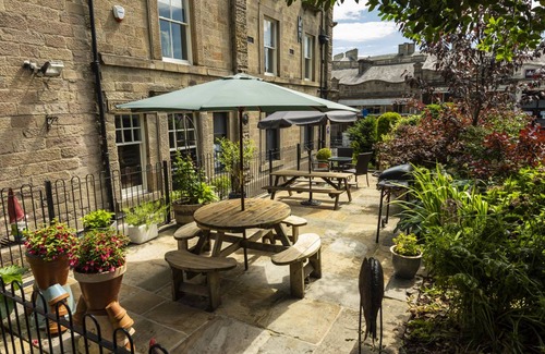 Buxton Cottage | 130 m² Cottage ∙ 3 bedrooms ∙ 6 guests