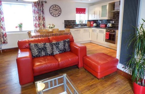 Dunnington Cottage | 130 m² Cottage ∙ 3 bedrooms ∙ 6 guests