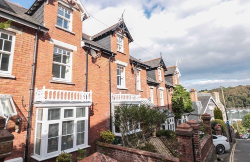 Dartmouth Cottage | 130 m² Cottage ∙ 3 bedrooms ∙ 6 guests