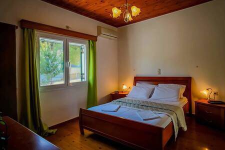 Kerion House | 130 m² House ∙ 2 bedrooms ∙ 4 guests