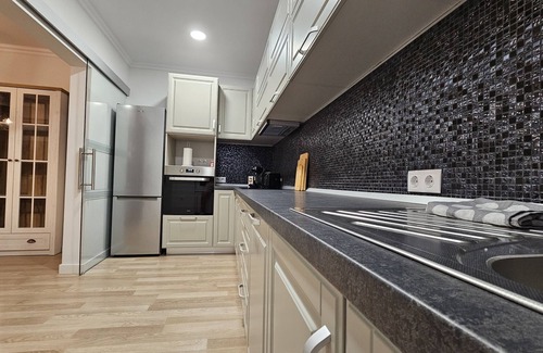 Gera Apartment | 130m² Designerwohnung mit 2 Bädern