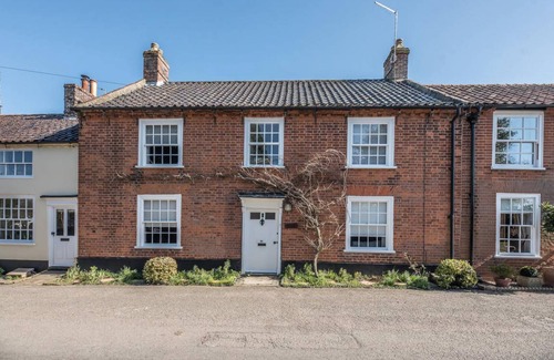 Wangford House | 131 m² House ∙ 4 bedrooms ∙ 6 guests